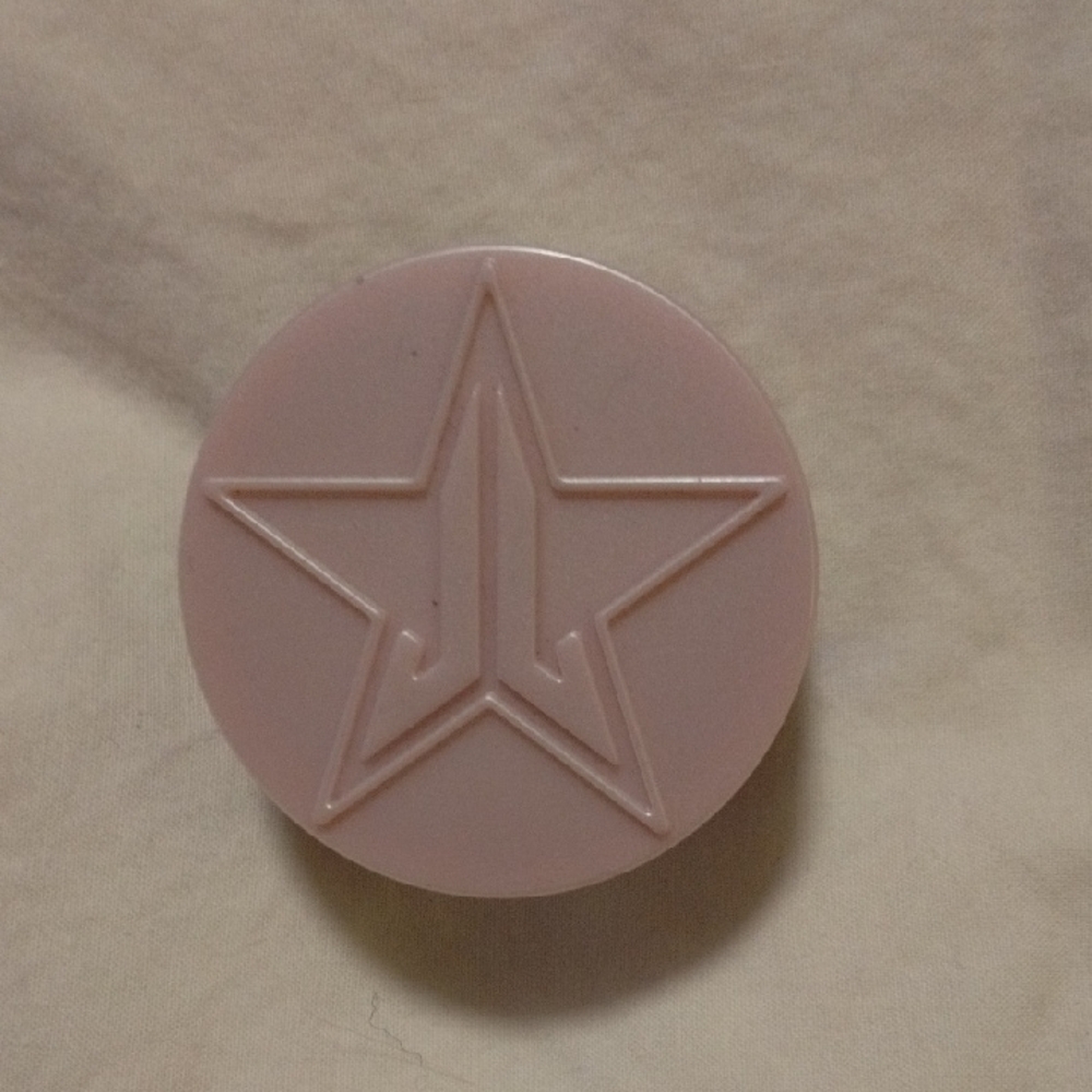 Jeffree Star Eye Gloss Powder